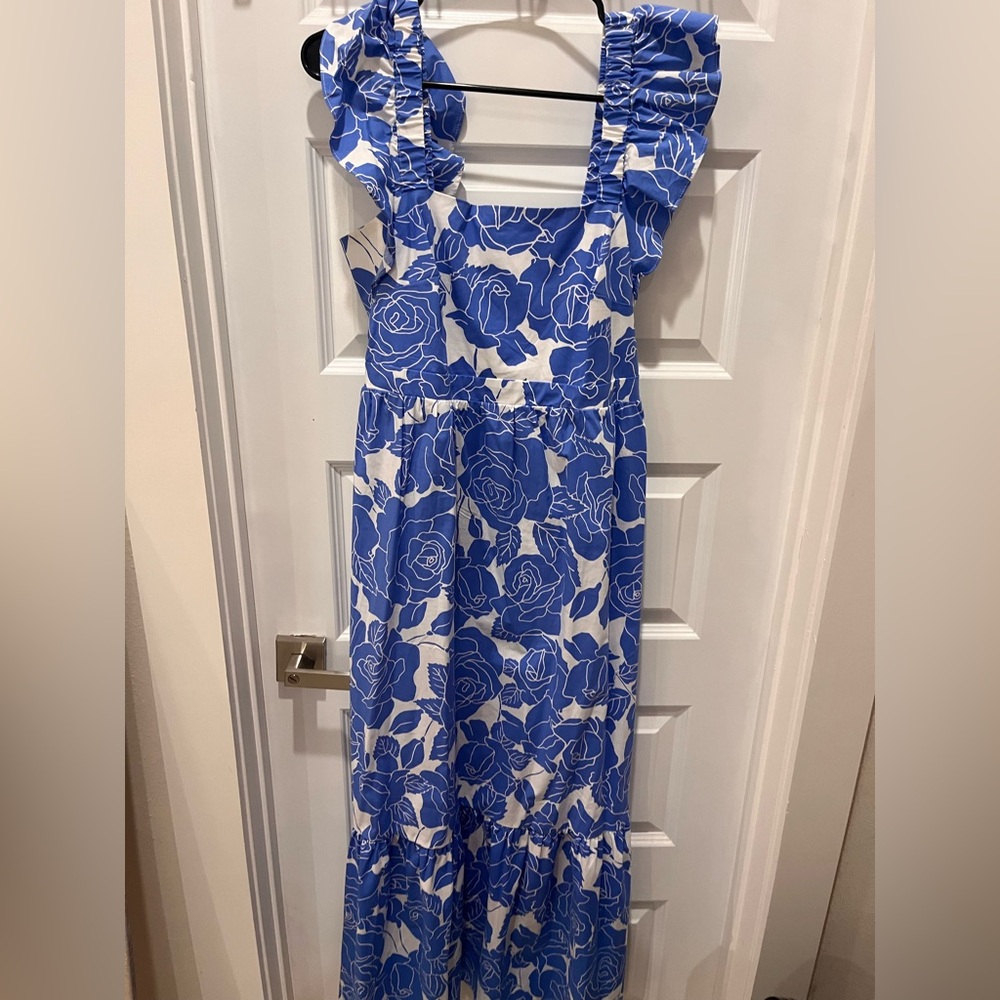 London Times Blue and White Floral Maxi Dress